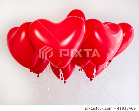 Red balloons in the shape of a heart Red balloons in the shape of a heart 41938469