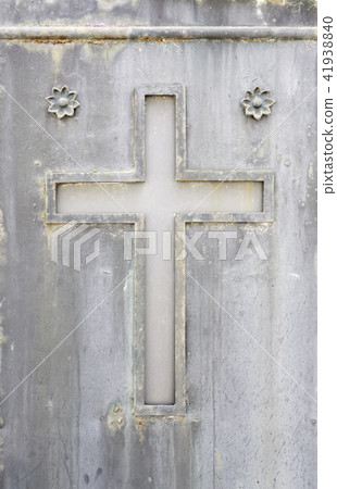 Old rusty metal cross Old rusty metal cross 41938840