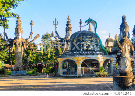 Sala Keoku, the park of giant fantastic concrete Sala Keoku, the park of giant fantastic concrete 41941245