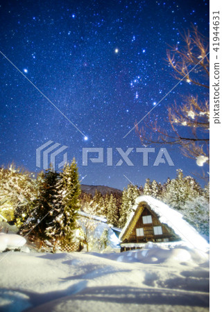 Winter Shirakawa Town 41944631