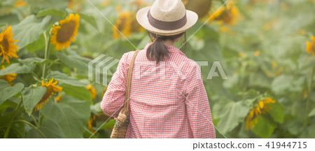 女子 41944715
