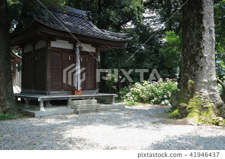 這是天神公司的崇拜寺廟,位於滋賀縣高之町的國寶城堡寺的區域內 這是天神公司的崇拜寺廟,位於滋賀縣高之町的國寶城堡寺的區域內 41946437