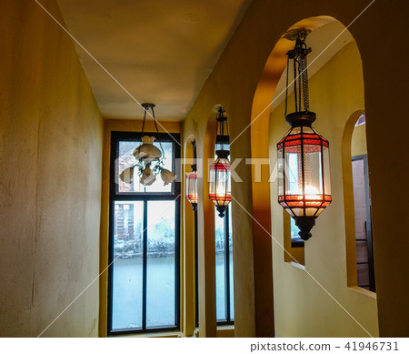 Interior of vintage wooden house 41946731