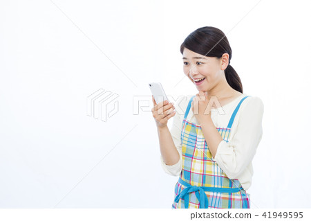 Housewife 41949595