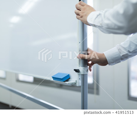 Business scene 41951513