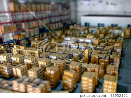 物流倉庫的傾斜移位圖像 物流倉庫的傾斜移位圖像 41952121