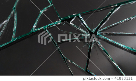 Broken mirror background 41953131