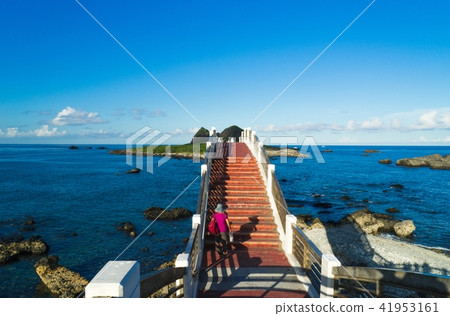 Huadong Coast Sanxiantai Scenic Area 41953161