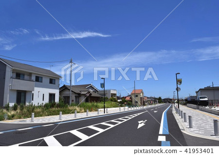 Kirameki Dori in front of Oarai Station, Ibaraki Prefecture (Ibaraki Prefectural Route 108) Kirameki Dori in front of Oarai Station, Ibaraki Prefecture (Ibaraki Prefectural Route 108) 41953401