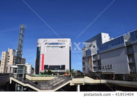 在丸井關閉之前，水戶站北口的街道 41953404