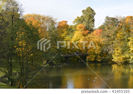 Autographed Vigeland Park Frognerparken Autographed Vigeland Park Frognerparken 41955105