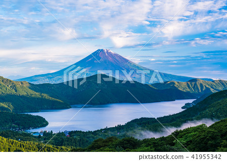 圖庫照片: 富士山 蘆之湖 夏天