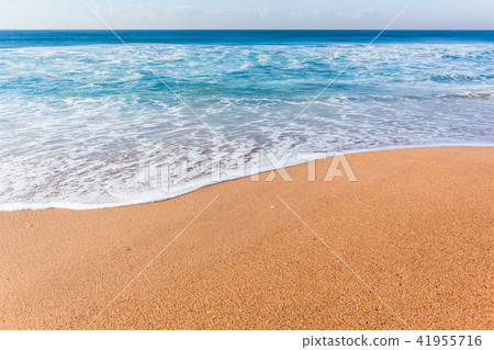 Beach Waters Edge Ocean Blue Horizon 41955716