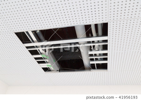 Ceiling opening 41956193