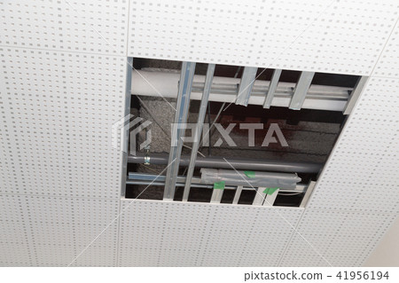 Ceiling opening 41956194