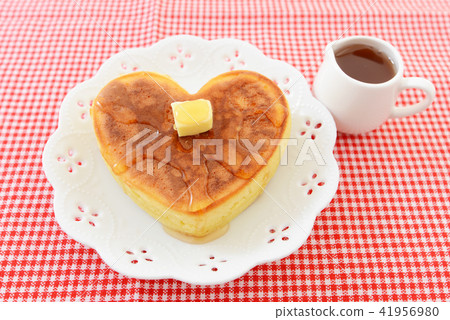 A delicious pancake 41956980