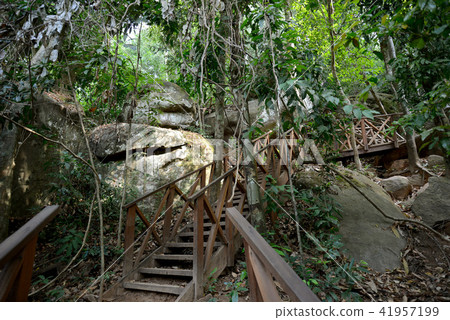 CAMBODIA SIEM REAP ANGKOR KBAL SPEAN TEMPLE CAMBODIA SIEM REAP ANGKOR KBAL SPEAN TEMPLE 41957199