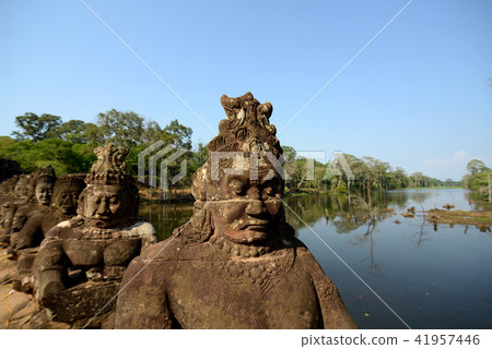 CAMBODIA SIEM REAP ANGKOR THOM SOUTH GATE 41957446
