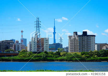 傳播藍天住宅區和東京天空樹的河手 傳播藍天住宅區和東京天空樹的河手 41963158