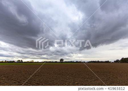 Autumn color typhoon bird's eye disaster agriculture countryside alps border Europe Europe free relaxation romantic Autumn color typhoon bird's eye disaster agriculture countryside alps border Europe Europe free relaxation romantic 41963812