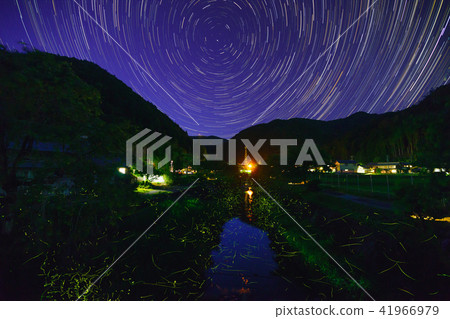 Genji fireflies and stars' light traces 41966979