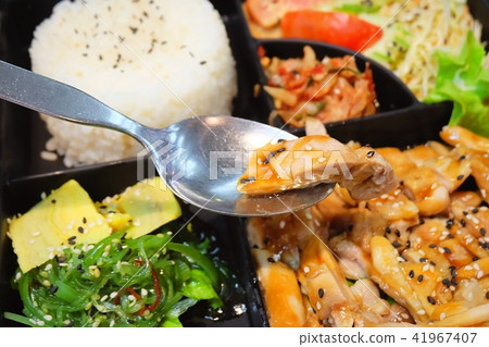 Delicious Japanese Bento Box with Teriyaki Chicken Delicious Japanese Bento Box with Teriyaki Chicken 41967407