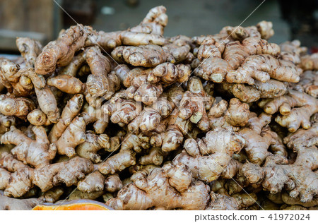 Food sold in Taunggyi market 41972024