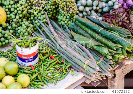 Food sold in Taunggyi market 41972122