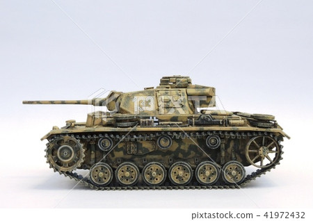Plastic model of No. 3 tank 41972432
