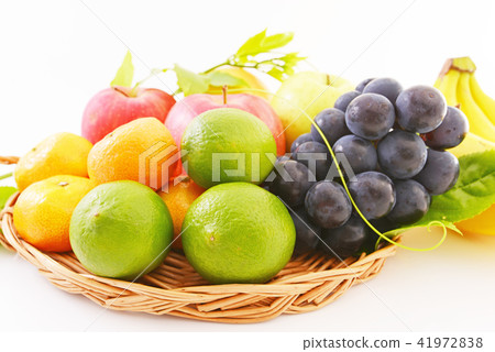 Fresh fruit 41972838