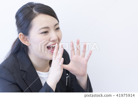 Shouting for women Shouting for women 41975914