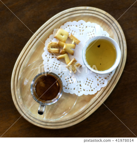 Espresso coffee and tea 41978014