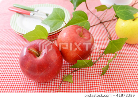 Fresh fruit Fresh fruit 41978389