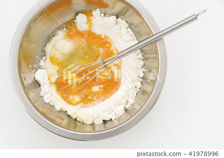 Make tempura clothes (cooking) Make tempura clothes (cooking) 41978996