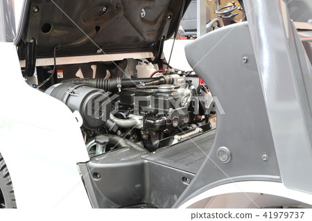 The forklift truck engine The forklift truck engine 41979737