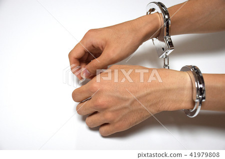 手銬抓住殺手 41979808