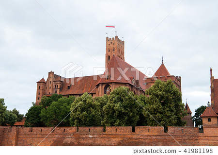 Malbork castle, medieval teutonic castle in Poland Malbork castle, medieval teutonic castle in Poland 41981198