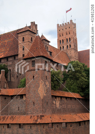Malbork castle, medieval teutonic castle in Poland Malbork castle, medieval teutonic castle in Poland 41981208