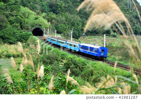 Transportation travel tourism Hualien sightseeing 41981287