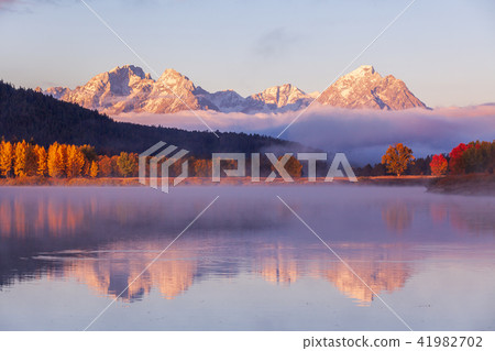 Teton Autumn Sunrise Reflection Teton Autumn Sunrise Reflection 41982702