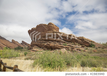 紅岩火花 紅岩火花 41983940