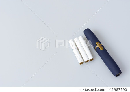 Heated cigarette Heated cigarette 41987590