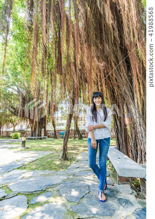 亞洲台灣台南安平古堡旅遊旅客觀光人像女人女子攝影模特兒率性可愛 亞洲台灣台南安平古堡旅遊旅客觀光人像女人女子攝影模特兒率性可愛 41988568