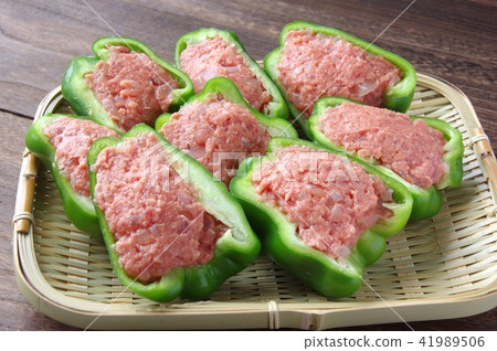 Green pepper meat packing cooking 41989506