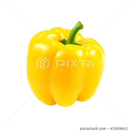 yellow sweet pepper on white background. yellow sweet pepper on white background. 41989641