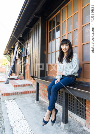 亞洲台灣台南新化大目降文化園區女性女人模特兒龍貓人像肖像 41989682