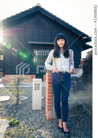 亞洲台灣台南新化大目降文化園區女性女人模特兒龍貓人像肖像 41989692