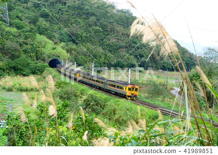 Transportation travel tourism Hualien sightseeing railway train Transportation travel tourism Hualien sightseeing railway train 41989851