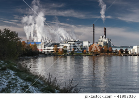 Dark landscape with thermomechanical pulp 41992030