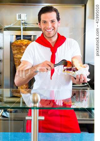 Kebab - hot Doner with fresh ingredients 41995010